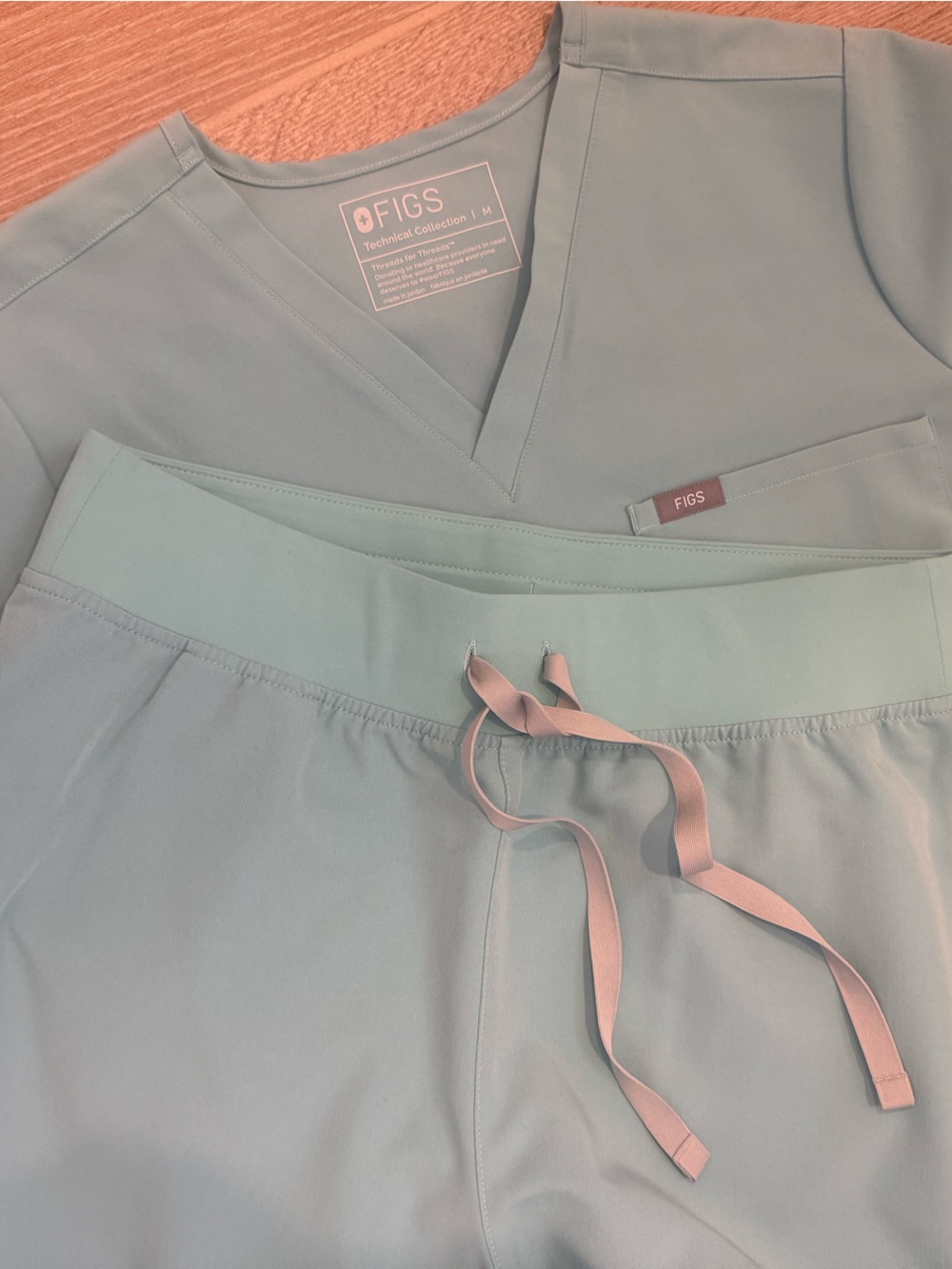 FIGS Women's Scrub Set - Top: Catarina & Bottom: Livingston